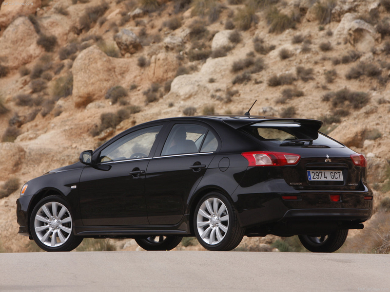 Illustration for article titled 2010 Mitsubishi Lancer Sportback Coming To America, Five-Door Style
